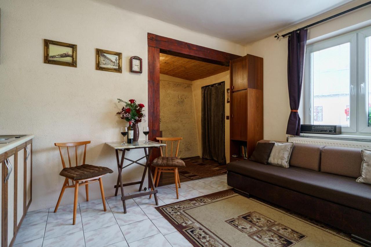 Apartment Melita - The Very Centre Of Town Banská Štiavnica Esterno foto